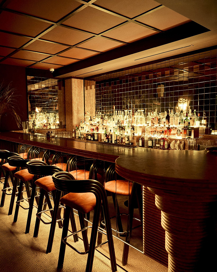 bar cayman 2